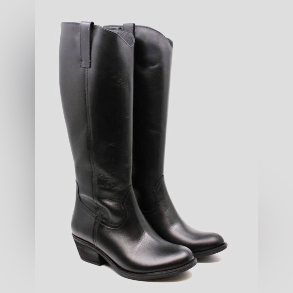 Sofft Astoria tall Leather Riding Boots 7.5